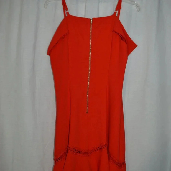 Verty Red Off The Shoulder Cut Out Cocktail Club - Picture 5 of 6